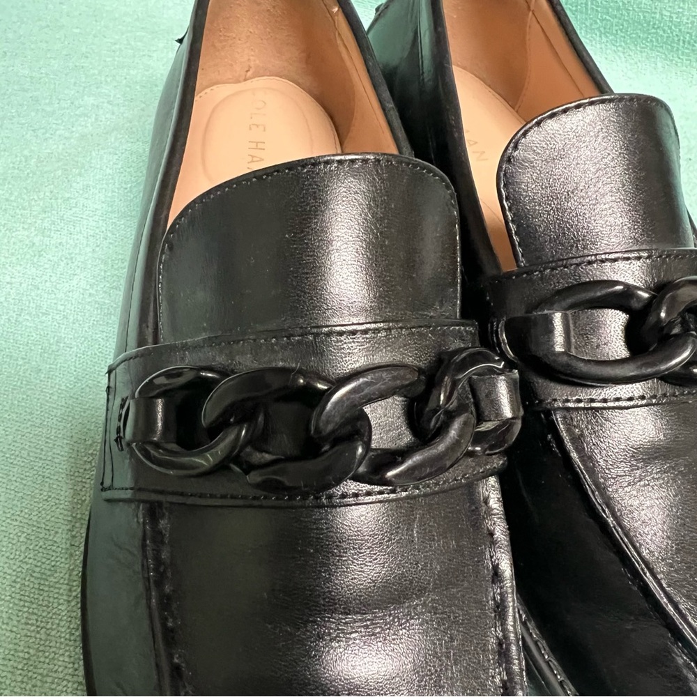 Cole Haan Stassi slip on Black Leather Loafers chunky chain hardware comfort - Picture 10 of 14